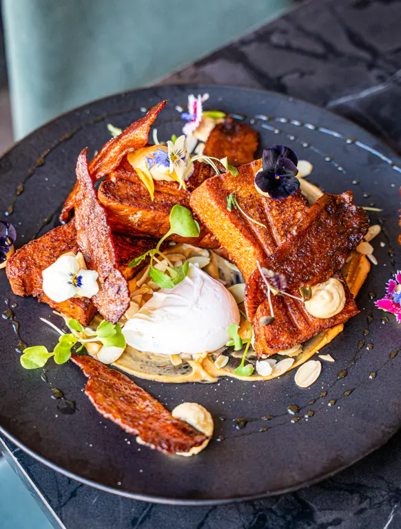 Pain Perdu salé au bacon - Antipode Montréal