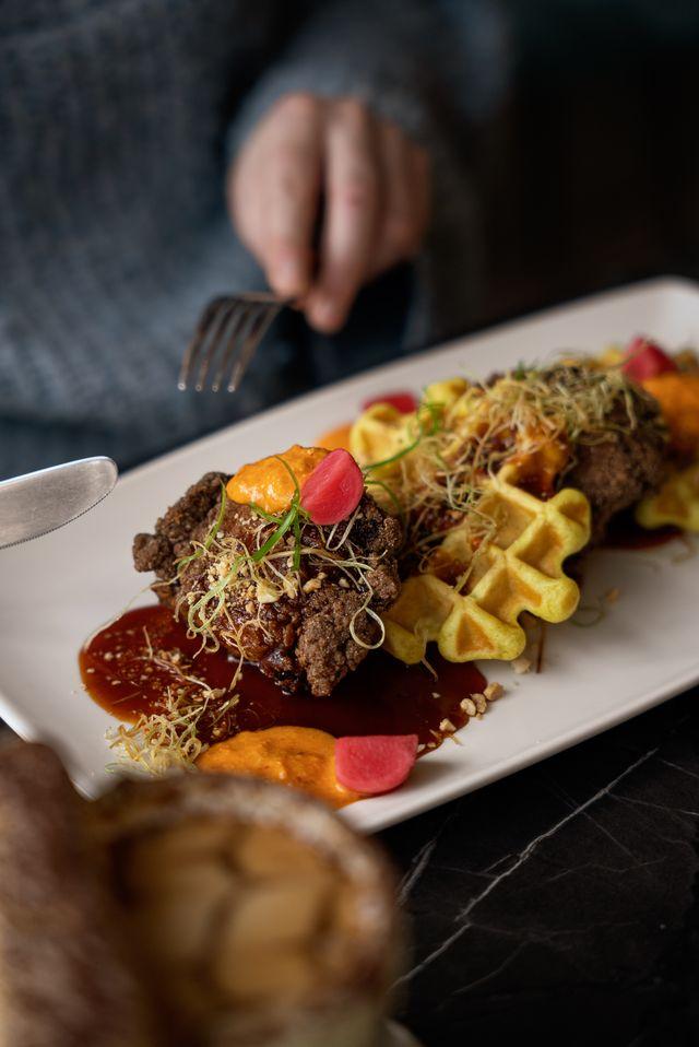 Photo Chicken Waffle Restaurant Antipode